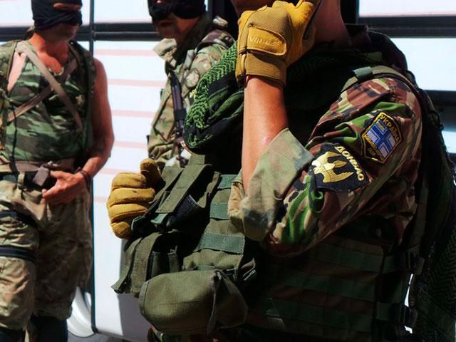 Бойцы АТО пытаются выйти из окружения под Иловайском, есть потери, — батальон "Донбасс" Бойцы АТО пытаются выйти из окружения под Иловайском, есть потери, — батальон "Донбасс"