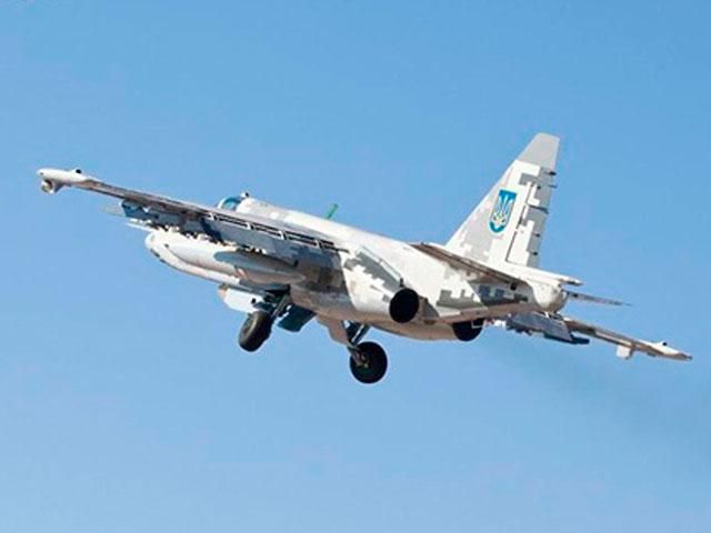 Российский ЗРК сбил украинский Су-25, пилот катапультировался, — пресс-центр АТО
