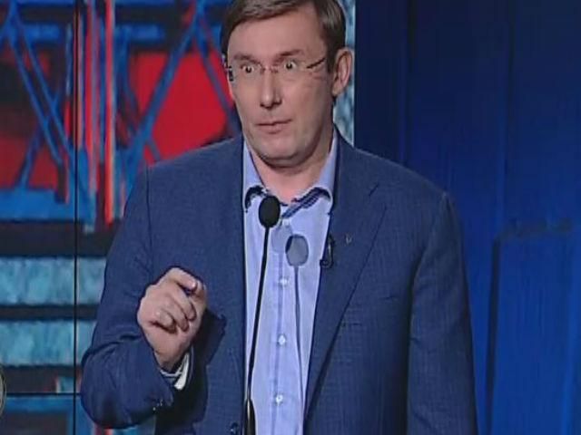 Після проваленого наступу сепаратистів, у Путіна знесло дах, — Луценко