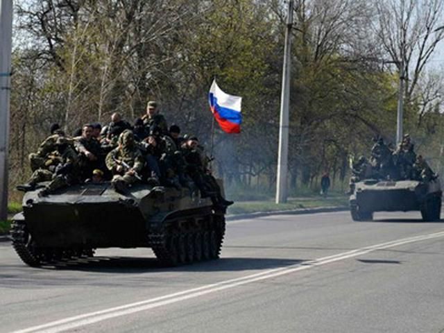 Террористы в Новоазовске прячут от миссии ОБСЕ новую российскую технику