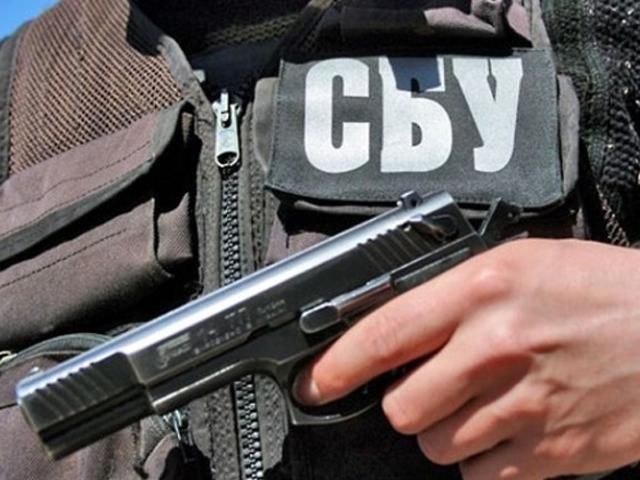 СБУ затримала чиновника який хотів нажитись на оздоровленні дітей (Фото) СБУ затримала чиновника який хотів нажитись на оздоровленні дітей (Фото)