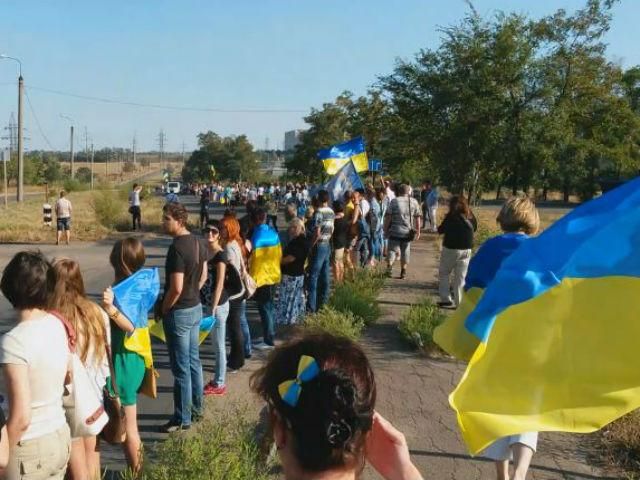 Хроніка 30 серпня. Спалений Донецьк, патріотичний Маріуполь