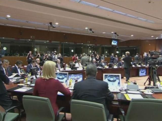 Євросоюз готовий запровадити нові санкції щодо Росії Євросоюз готовий запровадити нові санкції щодо Росії