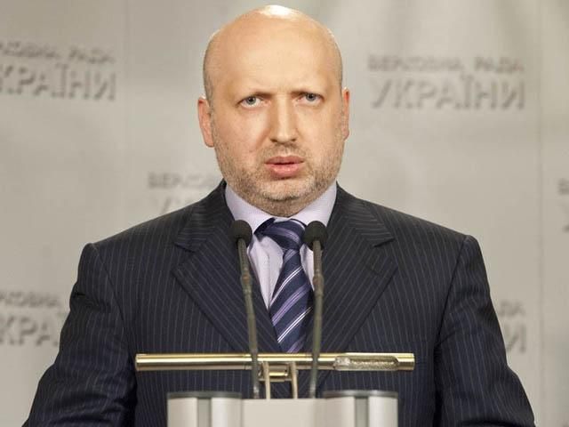 Турчинов просить Порошенка оголосити траур у зв'язку із загибеллю бійців під Іловайськом Турчинов просить Порошенка оголосити траур у зв'язку із загибеллю бійців під Іловайськом