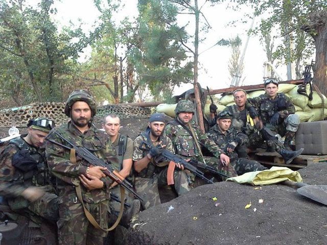 Добровольческий батальон "ОУН" просит у Порошенко официального признания и оружия (Видео)