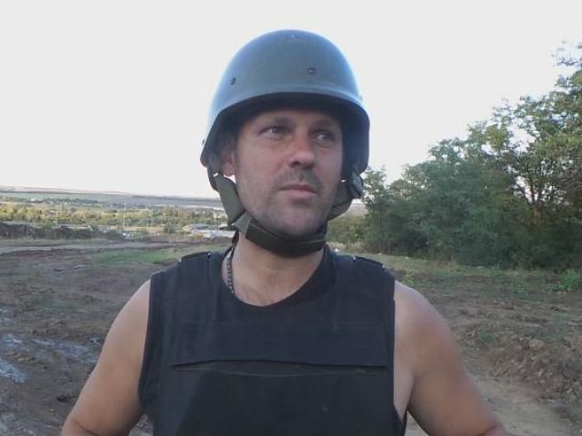 Нам забороняють стріляти по заводах, в яких ховаються терористи, – боєць АТО Нам забороняють стріляти по заводах, в яких ховаються терористи, – боєць АТО