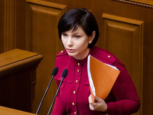 "Регіоналка" Бондаренко влаштувала провокацію у Верховній Раді 