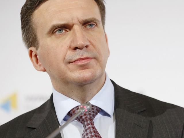 Рада не відпустила Шеремету у відставку Рада не відпустила Шеремету у відставку