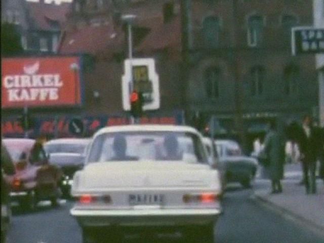 47 років тому остання європейська країна перейшла на правосторонній рух 47 років тому остання європейська країна перейшла на правосторонній рух