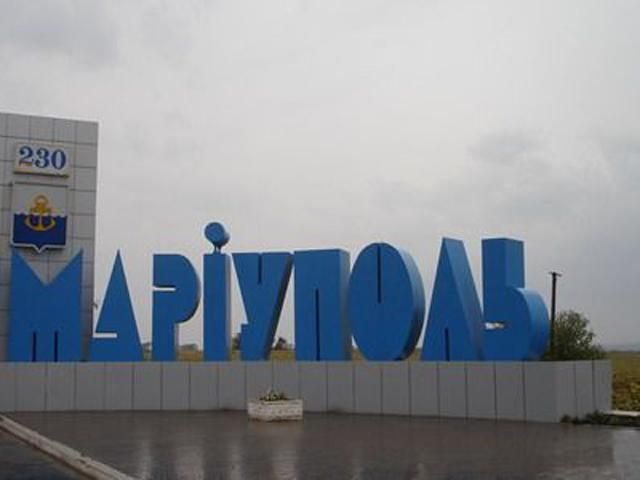 В Мариуполе строят вторую линию обороны В Мариуполе строят вторую линию обороны