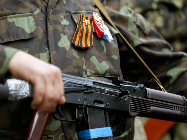 Боевики взяли под контроль фактически весь юг Луганской области, — ИО
