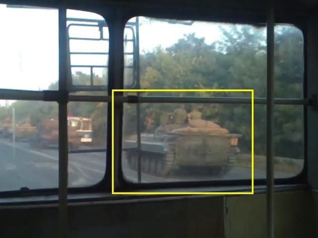 Около 100 российских военных машин движутся Краснодоном, — очевидцы (Видео)