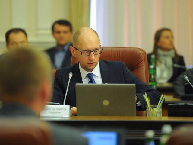 Приемлемая средняя цена на газ из России — 340 долларов, — Яценюк Приемлемая средняя цена на газ из России — 340 долларов, — Яценюк