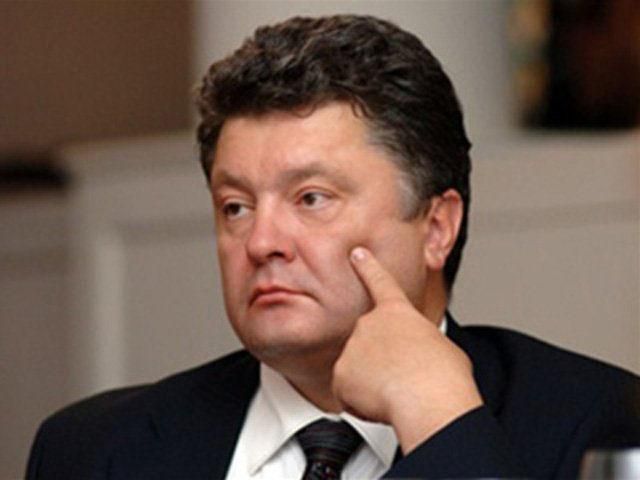 Порошенко встретился с украинцами, которых освободили из ливийского плена Порошенко встретился с украинцами, которых освободили из ливийского плена