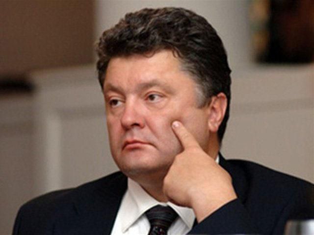 Порошенко встретился с украинцами, которых освободили из ливийского плена