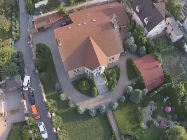 Автомайдан відвідав будинки народних обранців в Конча-Заспі Автомайдан відвідав будинки народних обранців в Конча-Заспі