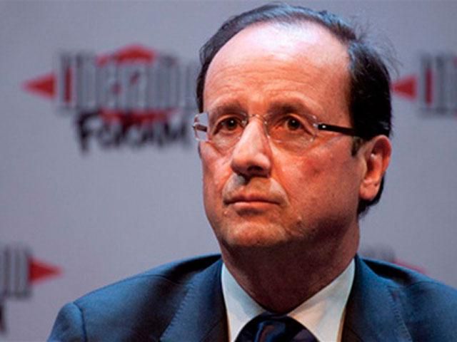 Олланд заверил Порошенко, что приостановил контракт по поставке "Мистралей" в Россию Олланд заверил Порошенко, что приостановил контракт по поставке "Мистралей" в Россию