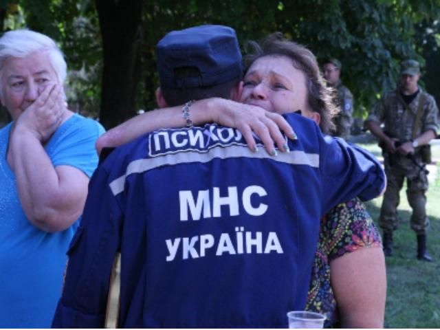 У зоні АТО загинули 6 рятувальників, 14 поранені У зоні АТО загинули 6 рятувальників, 14 поранені