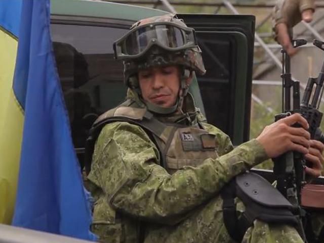 Батальон "Киев-2" патрулирует Чернухино (Видео) Батальон "Киев-2" патрулирует Чернухино (Видео)