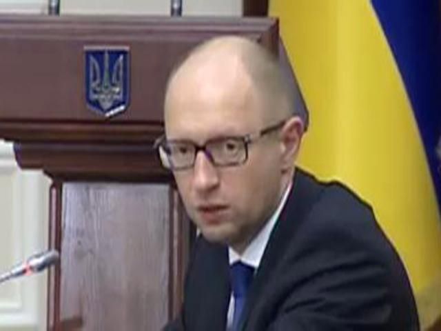 На начальный этап проекта "Стена" деньги есть, — Яценюк На начальный этап проекта "Стена" деньги есть, — Яценюк