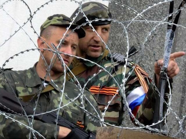 Терористи готують провокацію: планують обстріляти житлові квартали Луганська, — джерело Терористи готують провокацію: планують обстріляти житлові квартали Луганська, — джерело