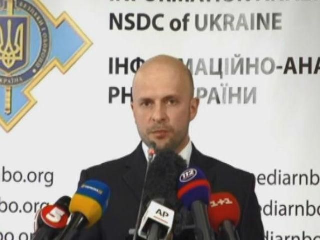 В Луганской области зафиксированы колонны бронетехники и грузовиков, — СНБО В Луганской области зафиксированы колонны бронетехники и грузовиков, — СНБО