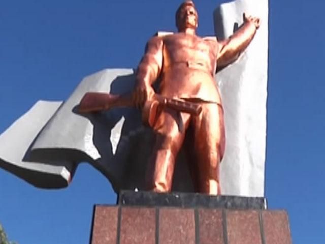 В освобожденном Славянске отметили День города В освобожденном Славянске отметили День города