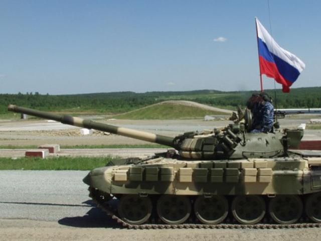 Маріуполь вночі атакували з трьох напрямків, — радник Тарути Маріуполь вночі атакували з трьох напрямків, — радник Тарути