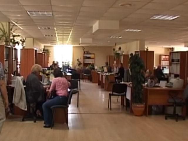 180 тысяч украинцев до конца года могут потерять работу 180 тысяч украинцев до конца года могут потерять работу