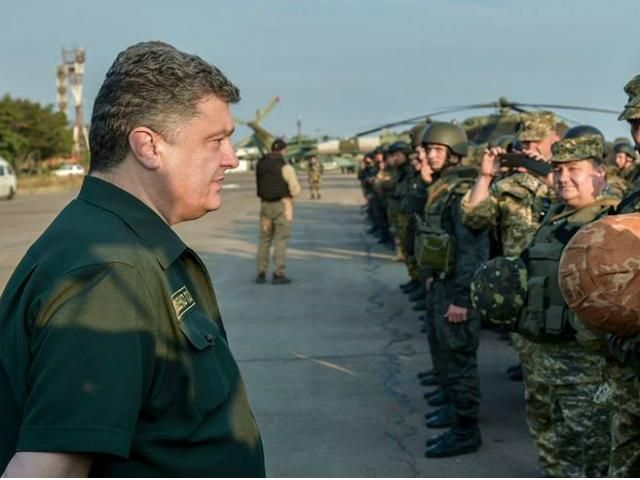 На Донбасі загинули 2 людини від обстрілів після введення перемир'я На Донбасі загинули 2 людини від обстрілів після введення перемир'я