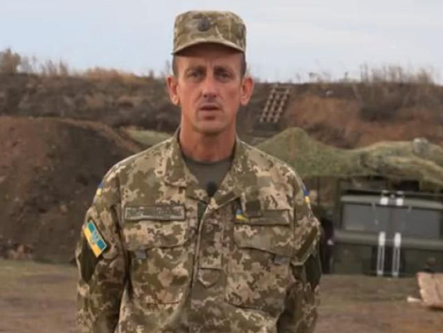 Террористы из "Градов" обстреляли аэродром Донецка, — спикер АТО Террористы из "Градов" обстреляли аэродром Донецка, — спикер АТО