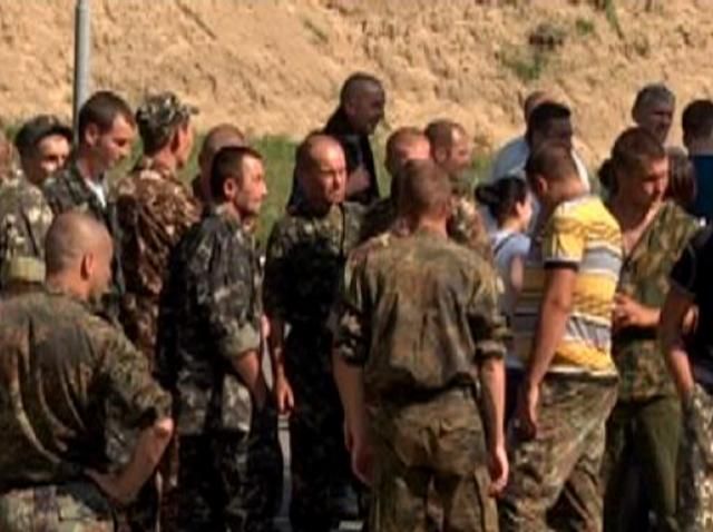 Військова прокуратура звинувачує бійців 24- ї бригади в дезертирстві Військова прокуратура звинувачує бійців 24- ї бригади в дезертирстві