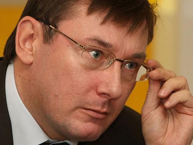 Порошенко может сменить председателей ОГА в южных регионах, — Луценко