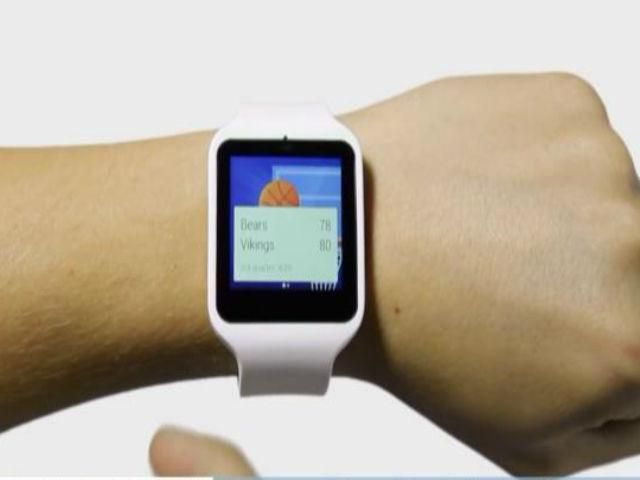 Sony представила SmartWatch і фітнес-браслет Sony представила SmartWatch і фітнес-браслет