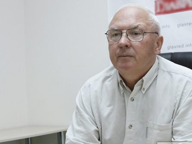 Поки світ дивився на "білі машини", заходила армія РФ, — екс-заступник глави СБУ Поки світ дивився на "білі машини", заходила армія РФ, — екс-заступник глави СБУ