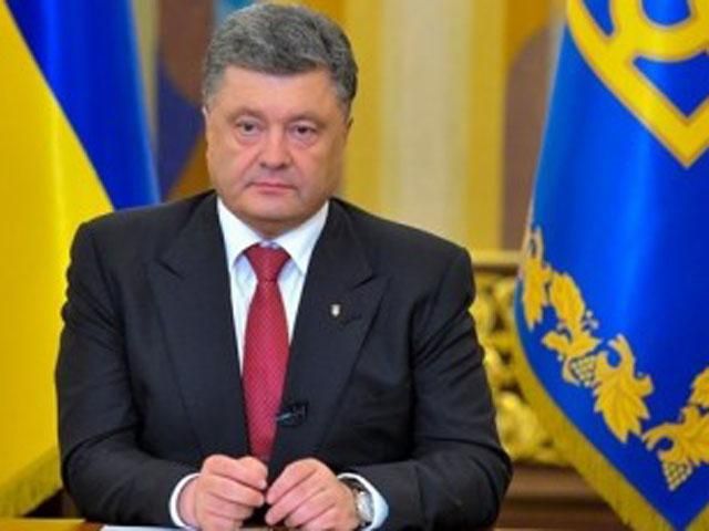 Порошенко підписав закон "Про санкції" Порошенко підписав закон "Про санкції"