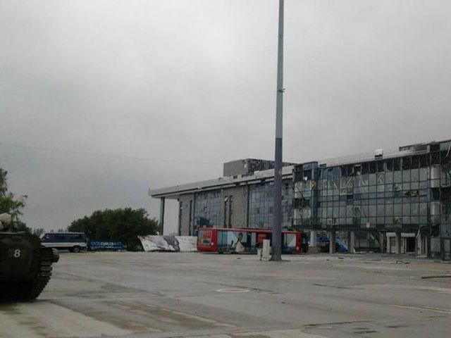 В Донецке не прекращаются бои за аэропорт, — СНБО