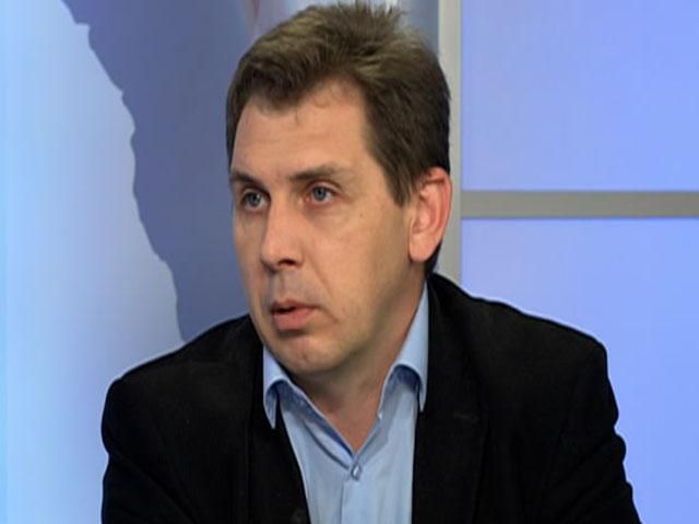 Ті, хто закликав до сепаратизму, в парламент пройдуть, – голова КВУ Ті, хто закликав до сепаратизму, в парламент пройдуть, – голова КВУ