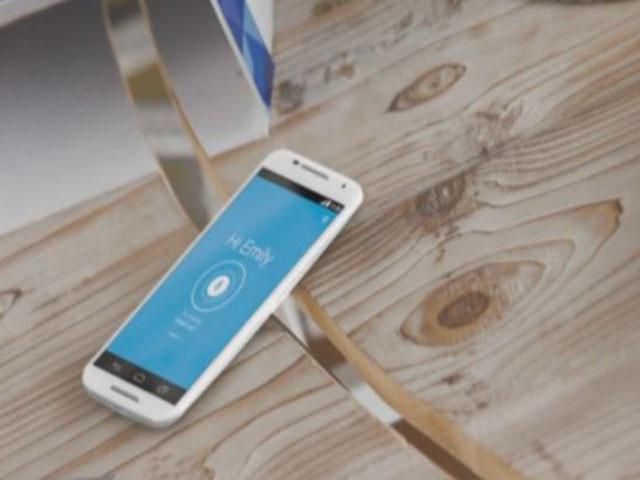 Motorola представила смартфон Moto X, розроблений новітній бойовий лазер