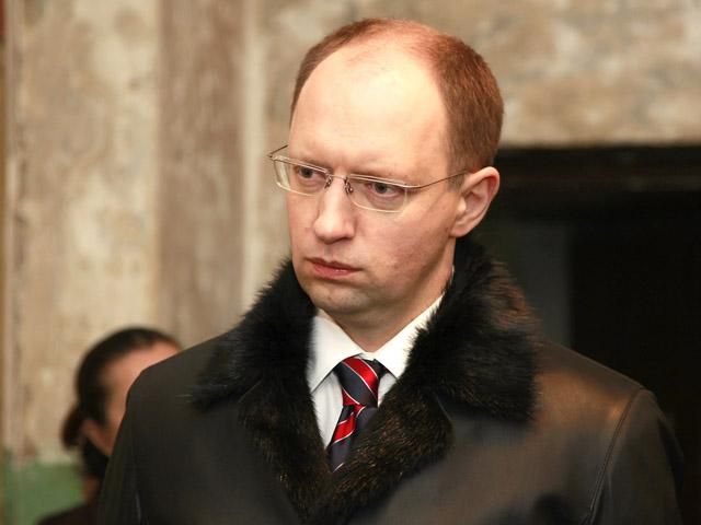 РФ хочет заморозить нас зимой, — Яценюк РФ хочет заморозить нас зимой, — Яценюк