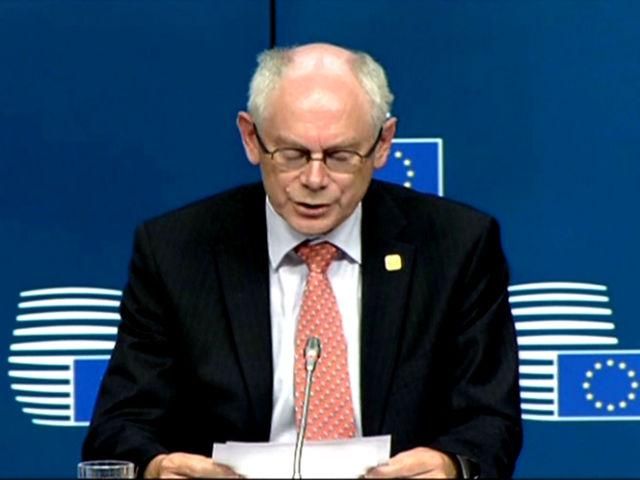 Сегодня вступит в силу новый пакет санкций против России Сегодня вступит в силу новый пакет санкций против России