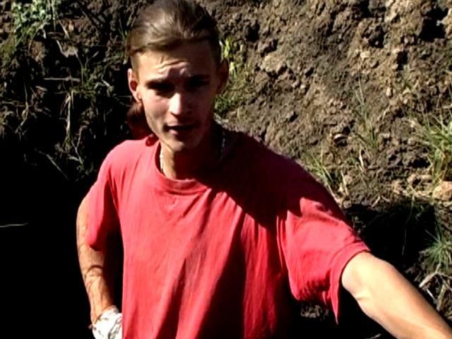 На Харківщині активісти копають окопи, щоб захистити регіон від російської агресії На Харківщині активісти копають окопи, щоб захистити регіон від російської агресії