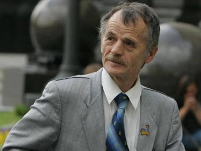 Нам не дадуть виїхати в Херсонську область для голосування на виборах, — Джемілєв Нам не дадуть виїхати в Херсонську область для голосування на виборах, — Джемілєв