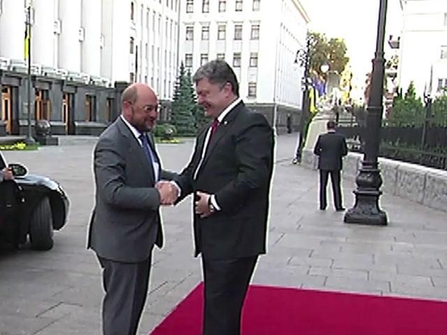YES: Вопрос войны и мира – главные в повестке дня YES: Вопрос войны и мира – главные в повестке дня