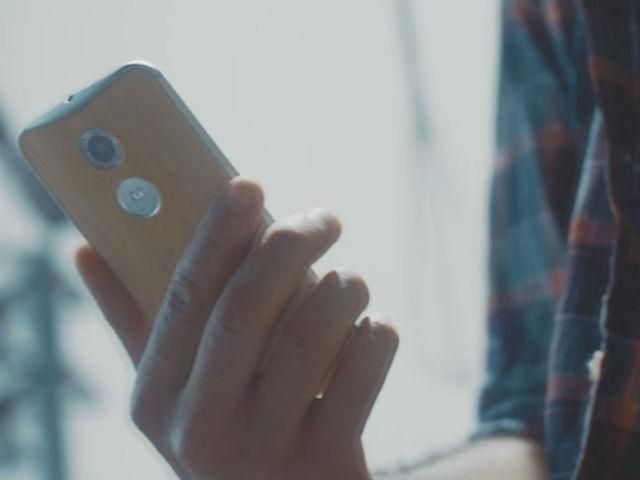 Компанія Motorola представила "розумну" Bluetooth-гарнітуру