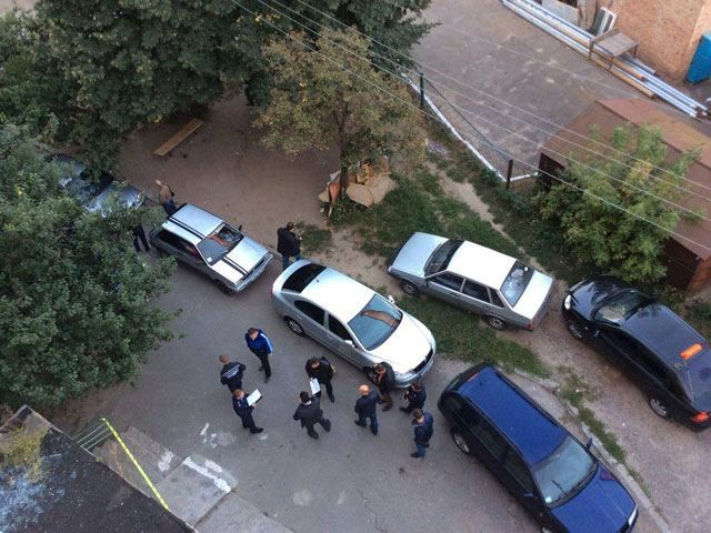 На депутатов Киевсовета совершили покушение (Фото) На депутатов Киевсовета совершили покушение (Фото)