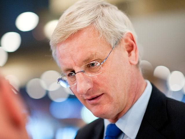 Москва нарушает перемирие, нападая на донецкий аэропорт, - Бильдт Москва нарушает перемирие, нападая на донецкий аэропорт, - Бильдт