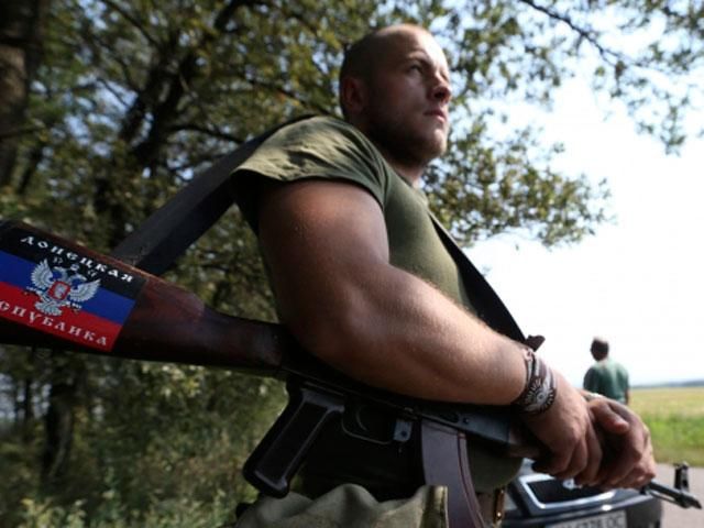 До Василівки намагається прорватися близько 200 терористів з бронетехнікою, — штаб АТО До Василівки намагається прорватися близько 200 терористів з бронетехнікою, — штаб АТО