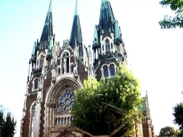 Легенди Львова: Найвища вежа костелу Єлизавети має 88 метрів Легенди Львова: Найвища вежа костелу Єлизавети має 88 метрів