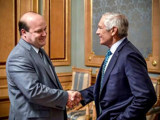 Події в Україні нагадують Прагу 1938 року, — екс-командувач НАТО в Європі Події в Україні нагадують Прагу 1938 року, — екс-командувач НАТО в Європі